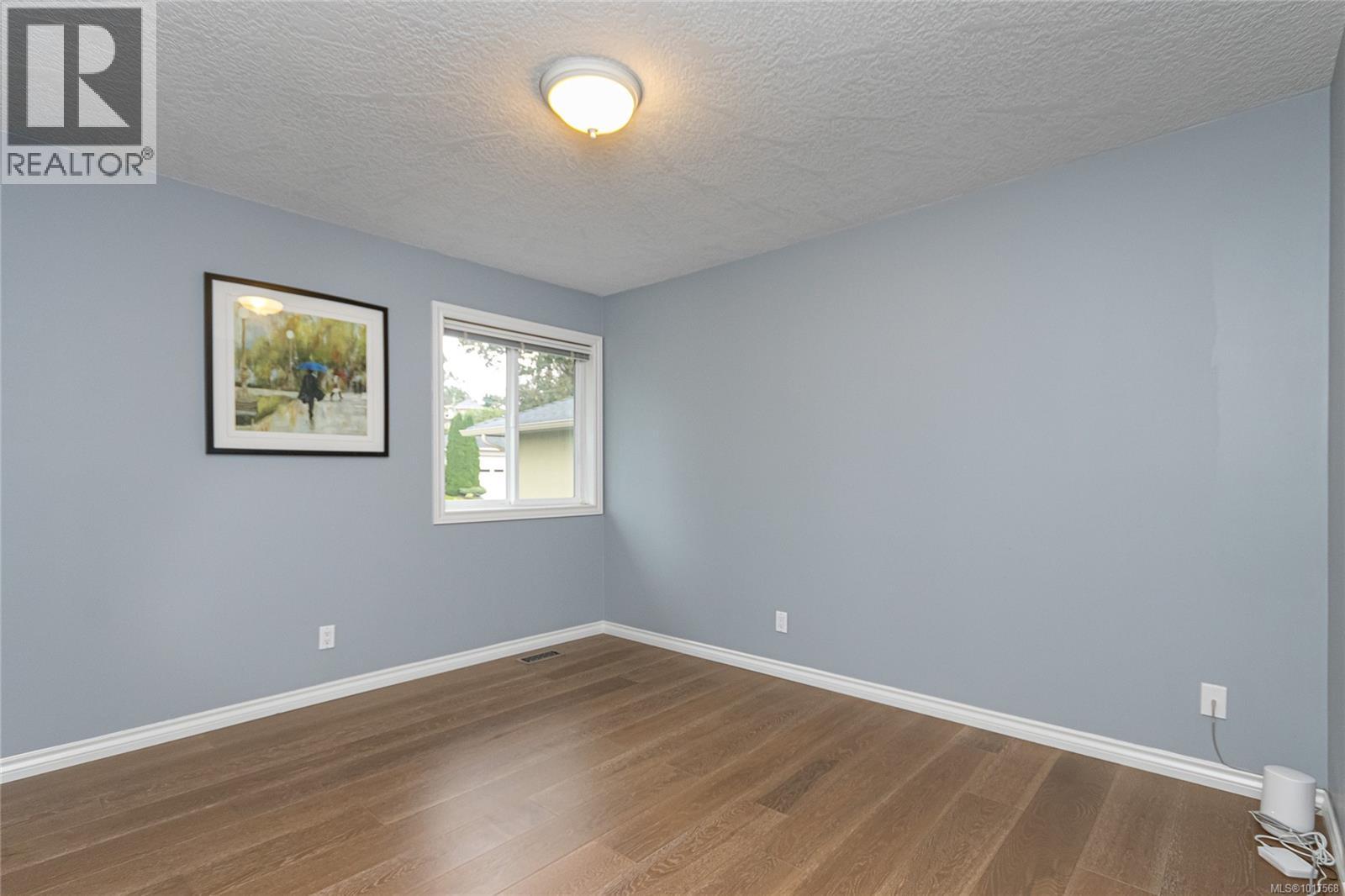  1405 Anna Clare Place, Saanich