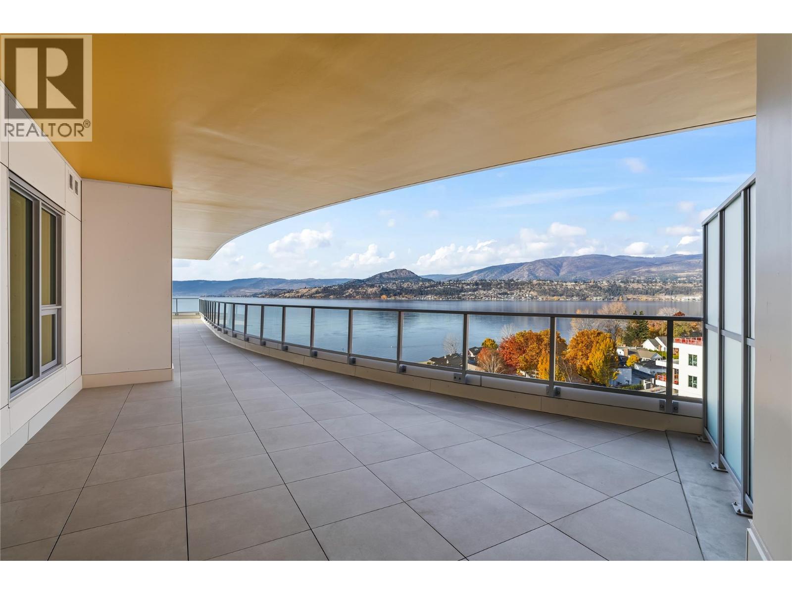 902 3340 Lakeshore Road, Kelowna