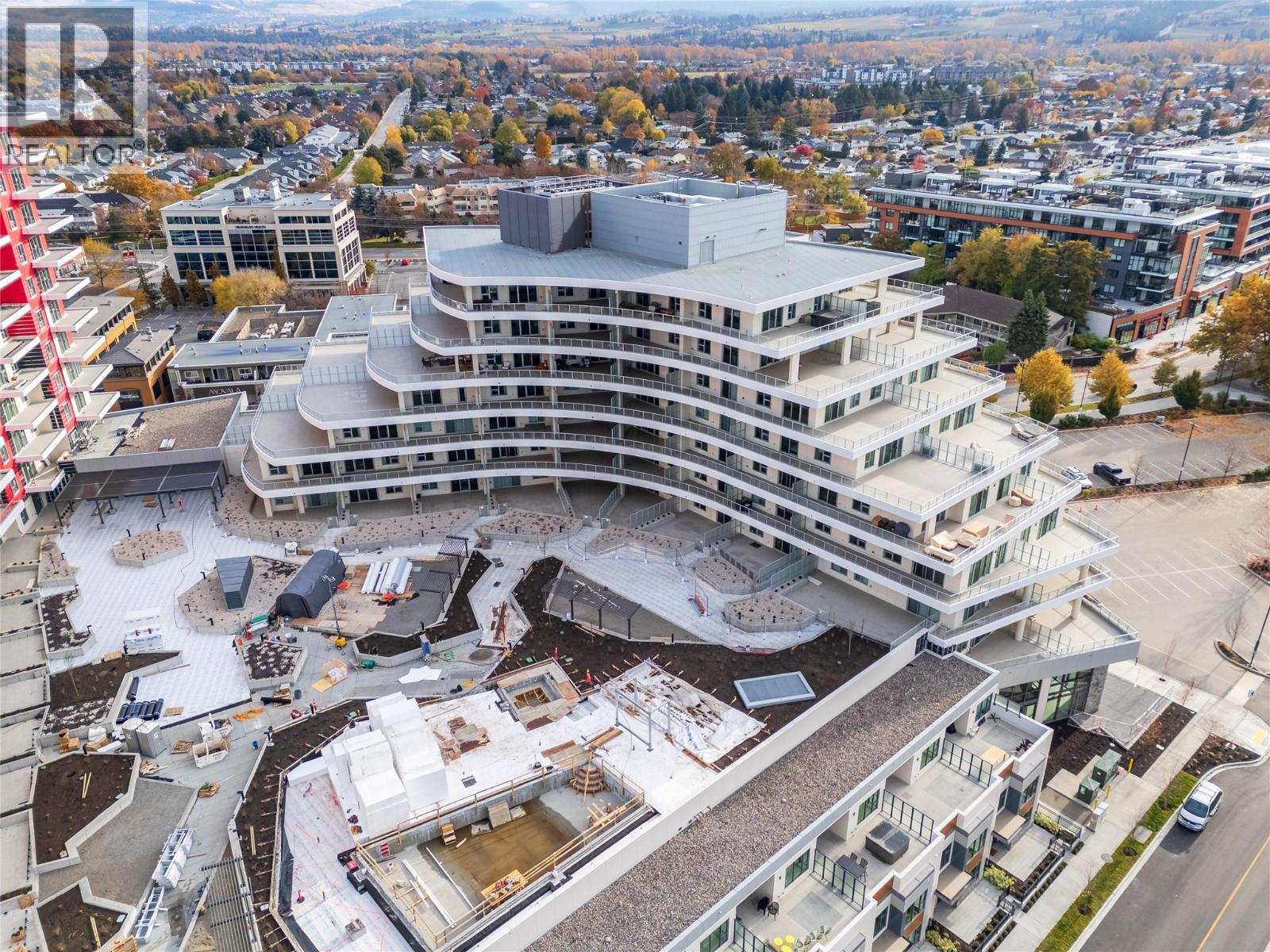 902 3340 Lakeshore Road, Kelowna