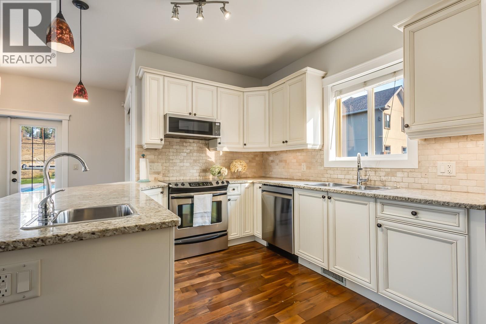  5308 Upper Mission Drive, Kelowna