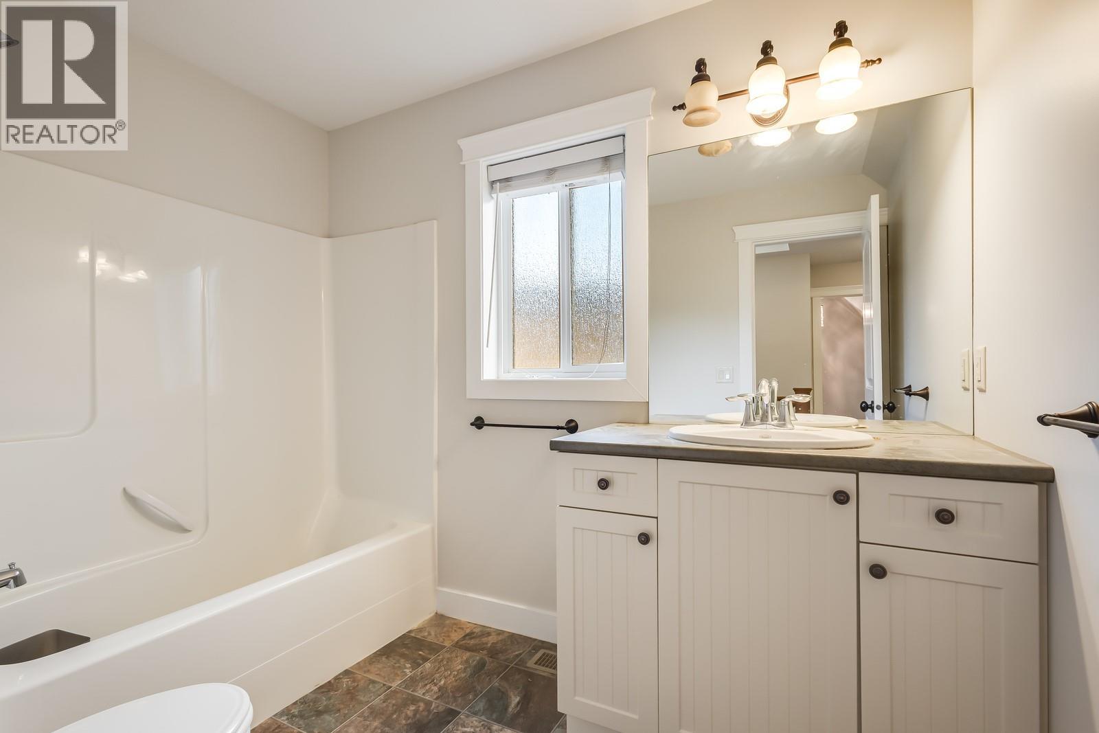  5308 Upper Mission Drive, Kelowna