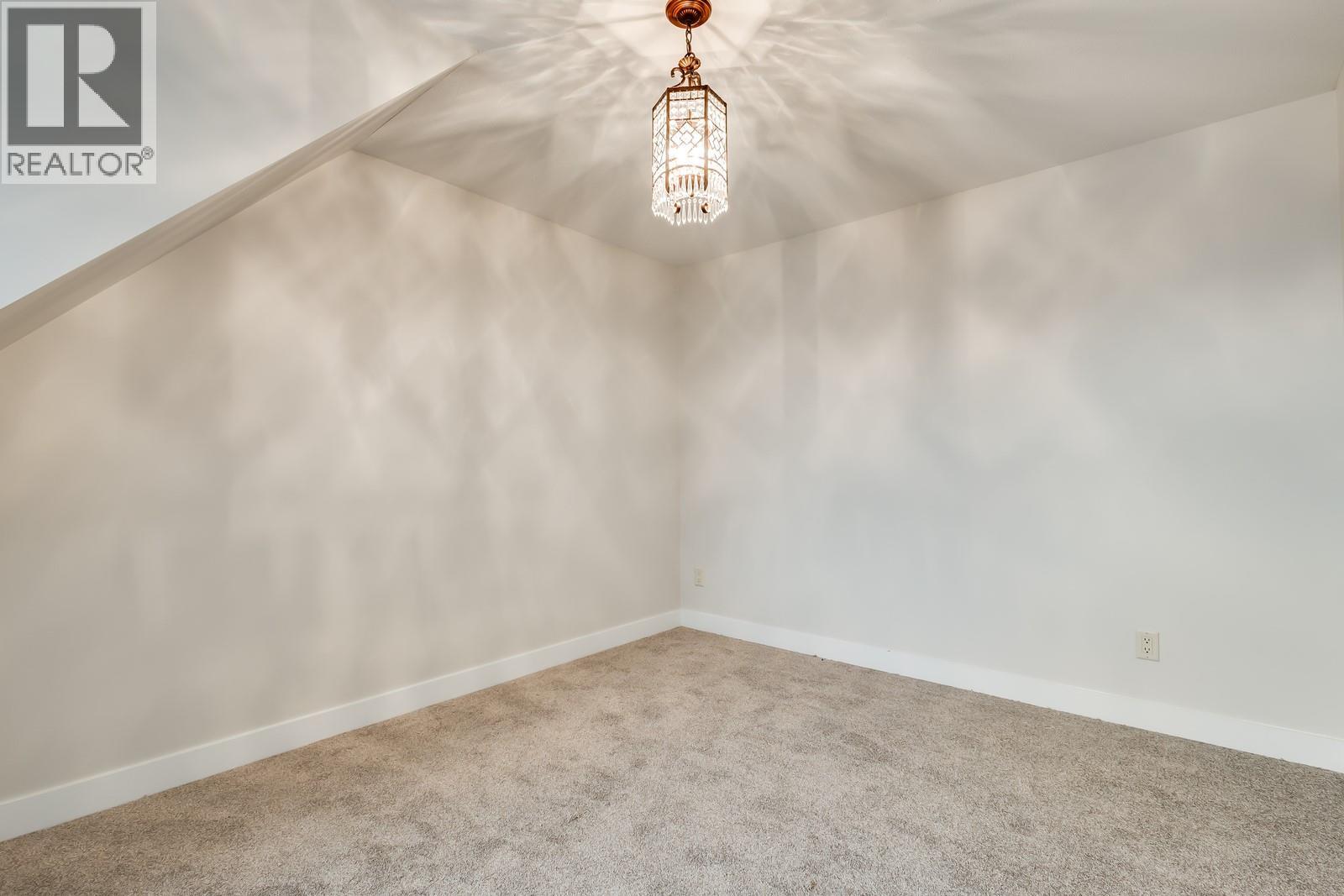  5308 Upper Mission Drive, Kelowna