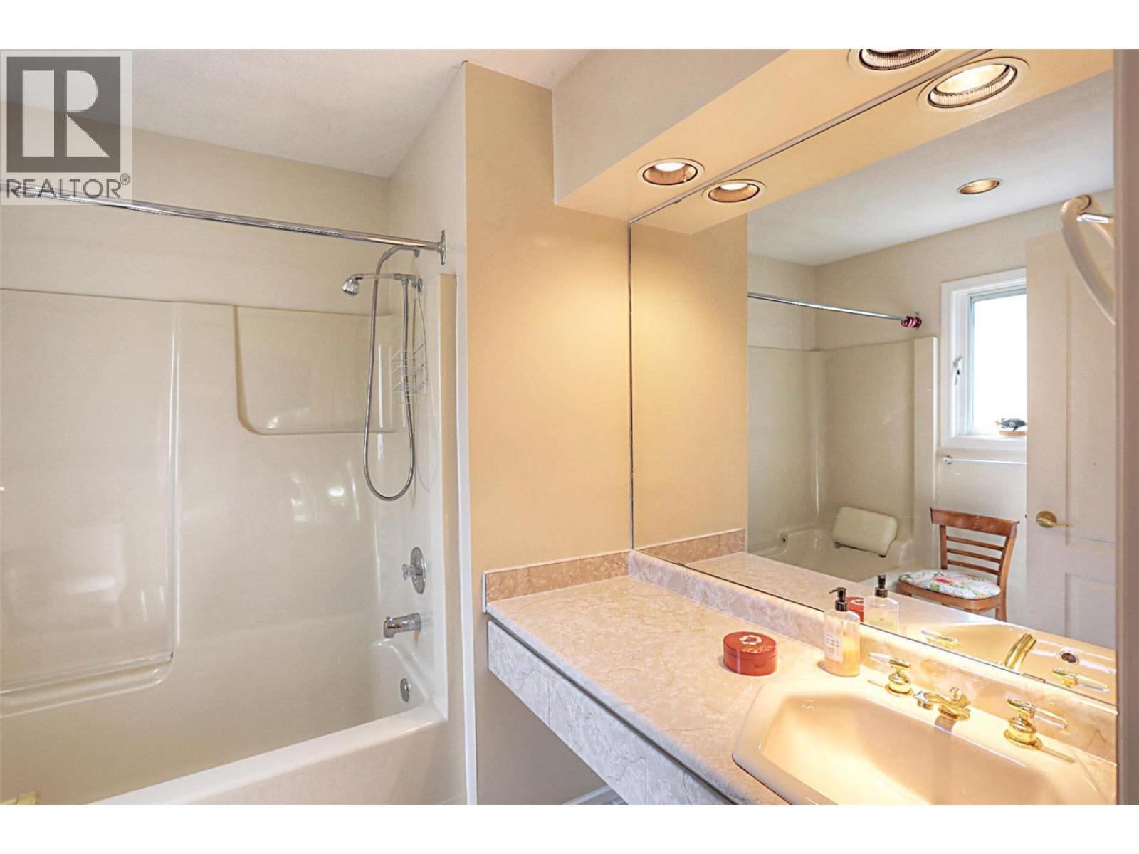 81 1201 Cameron Avenue, Kelowna