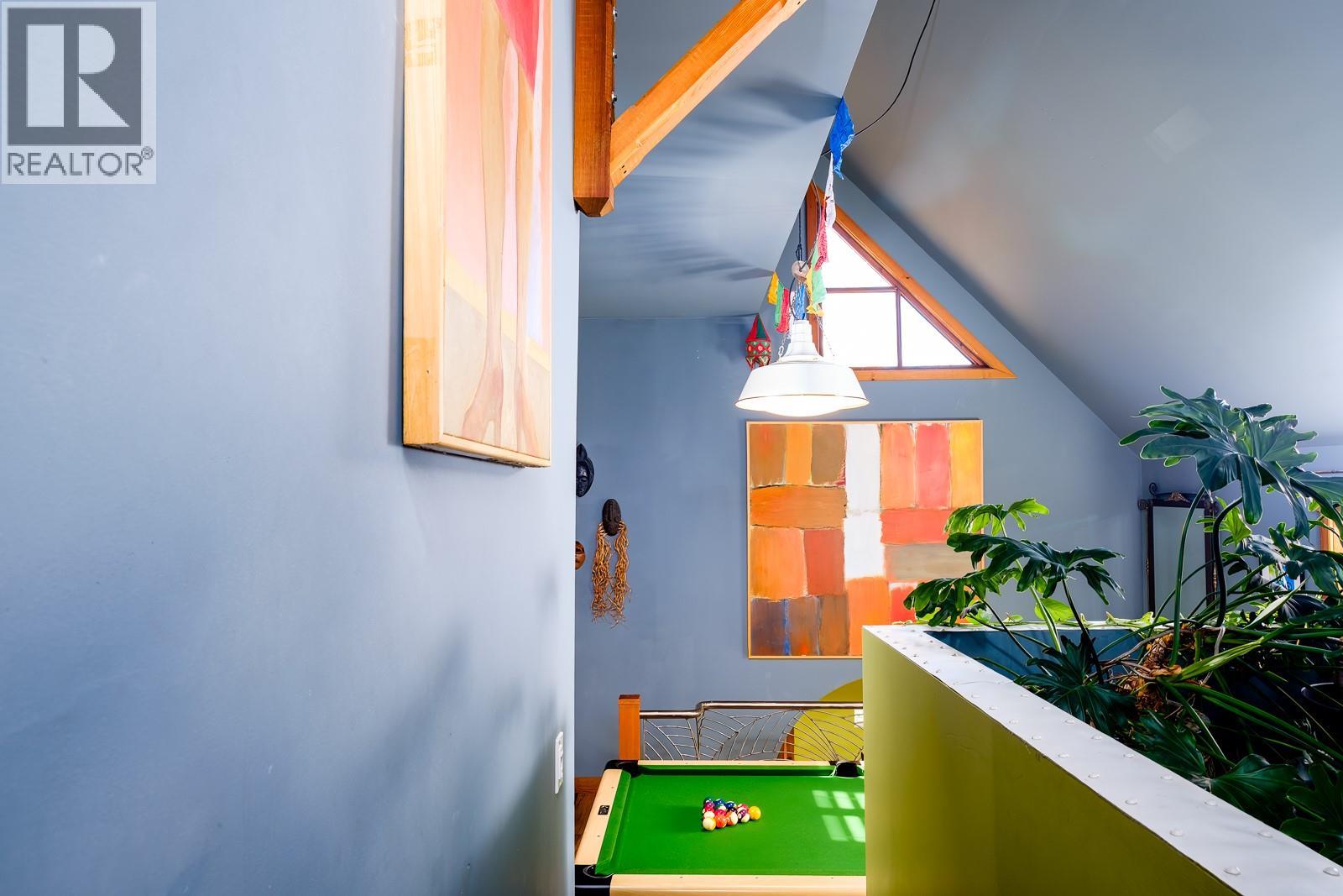 2075 Thompson Avenue, Rossland