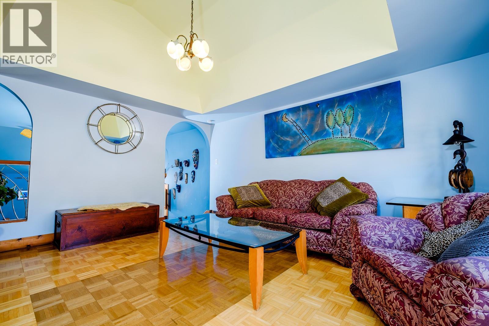 2075 Thompson Avenue, Rossland