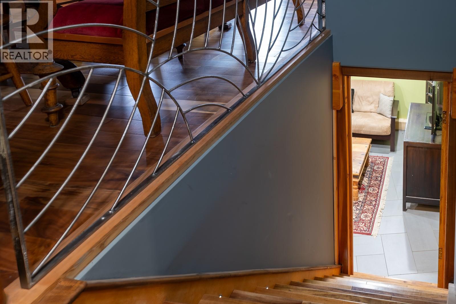 2075 Thompson Avenue, Rossland