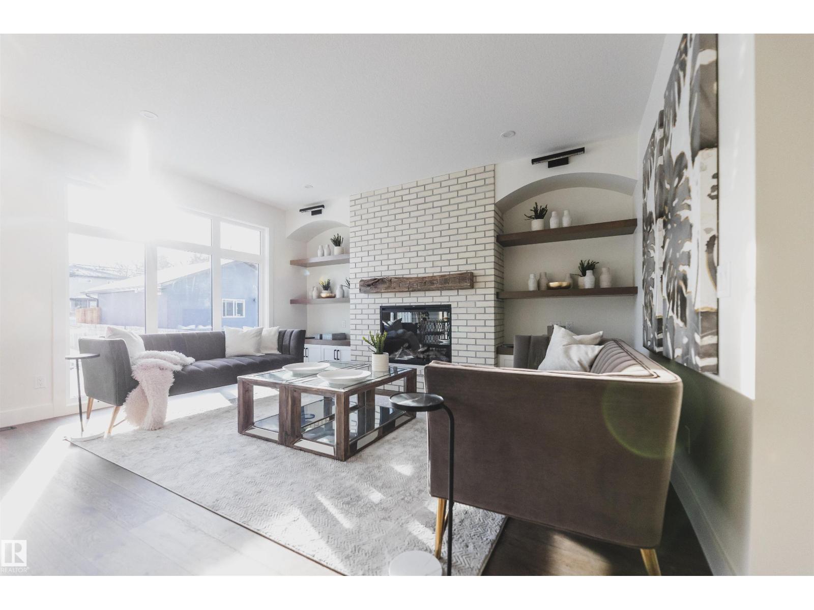 8350 120 ST NW, Edmonton