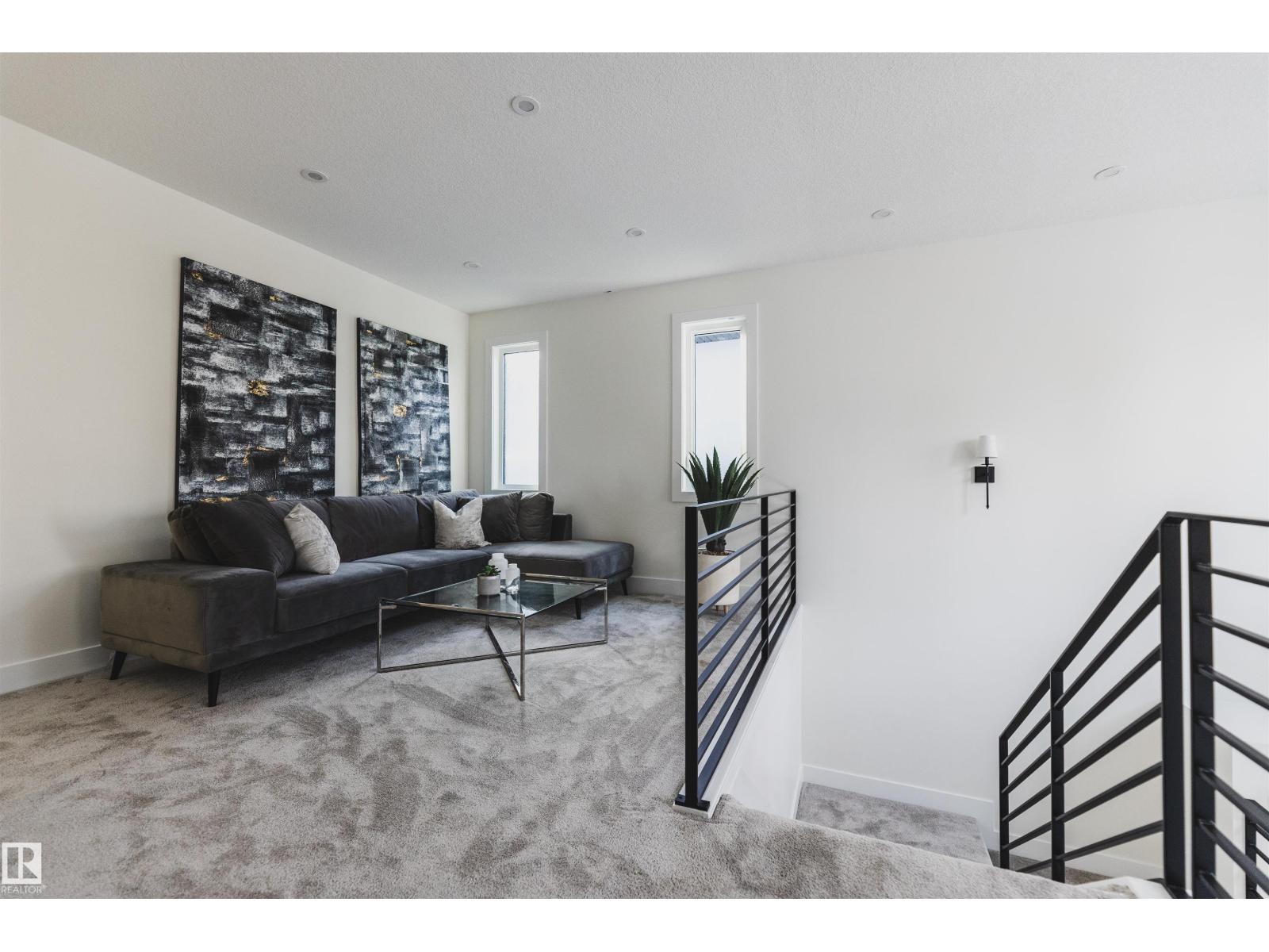 8350 120 ST NW, Edmonton