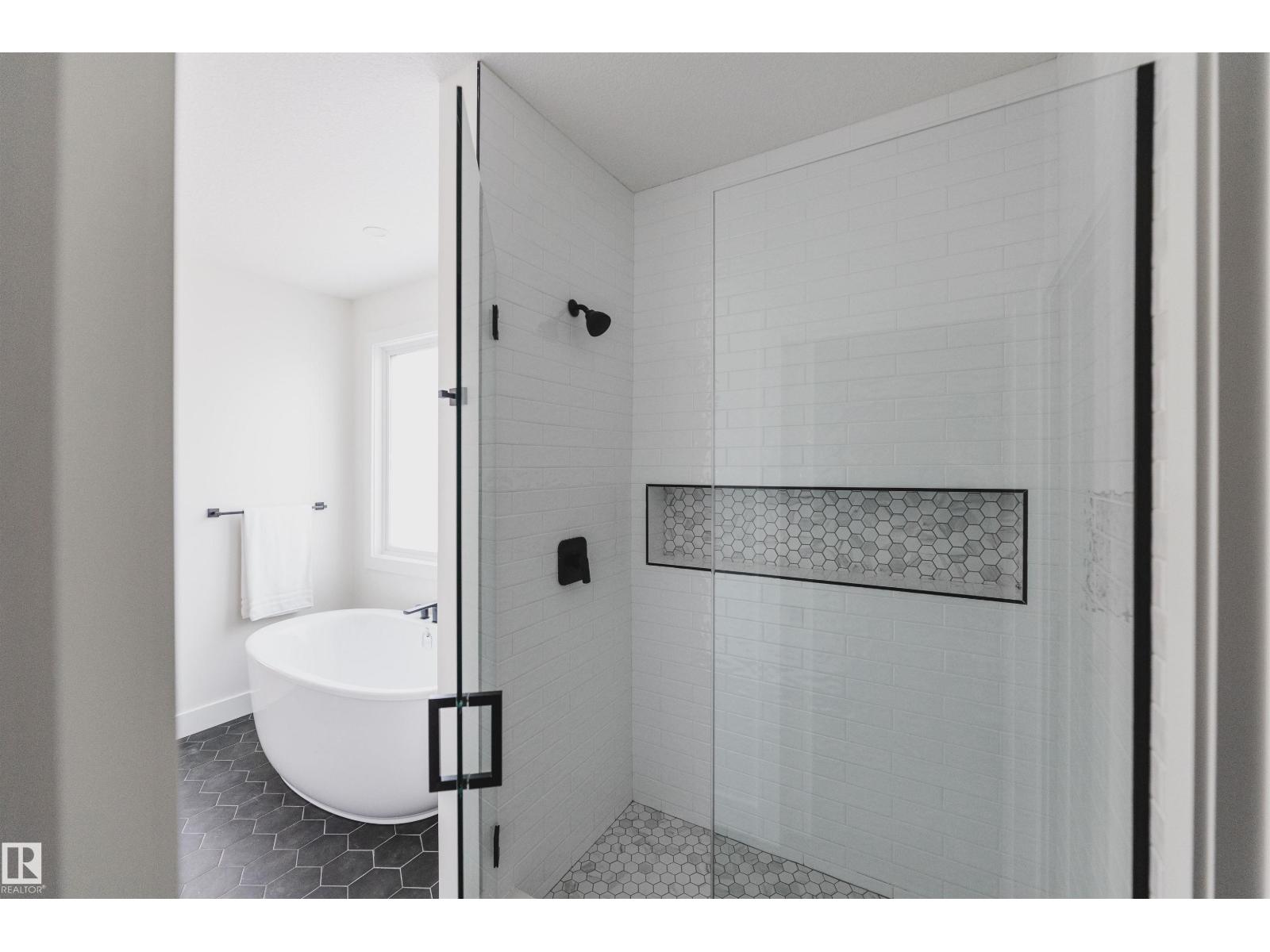 8350 120 ST NW, Edmonton