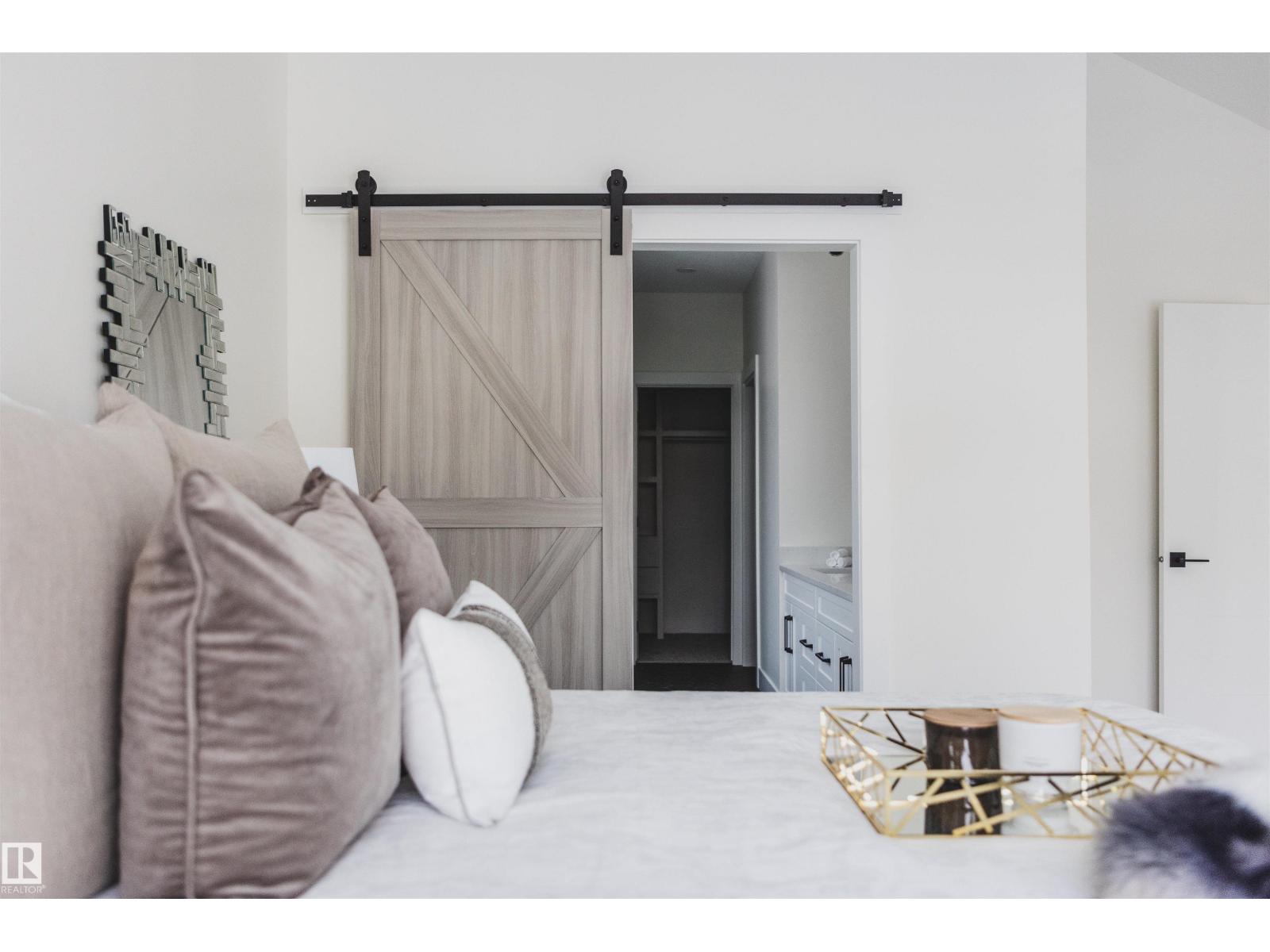 8350 120 ST NW, Edmonton