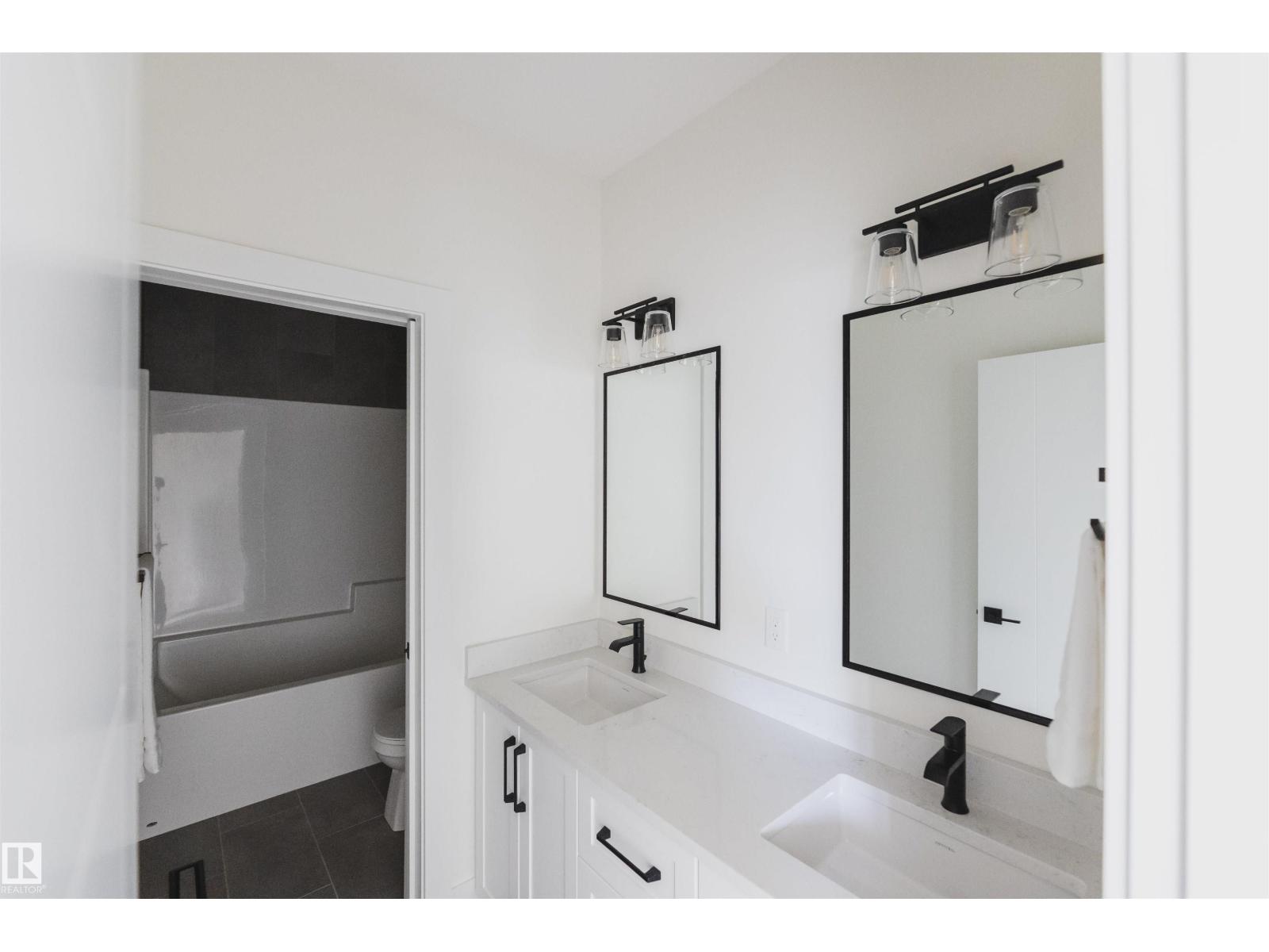 8350 120 ST NW, Edmonton