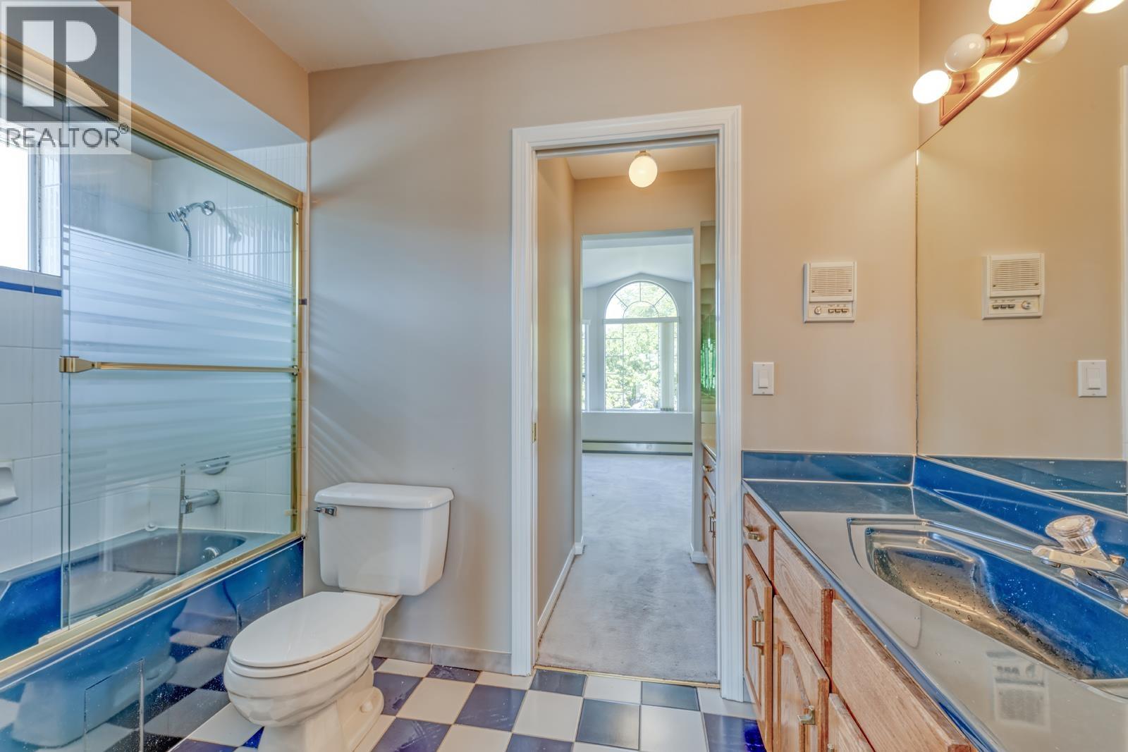 4930 VENABLES STREET, Burnaby