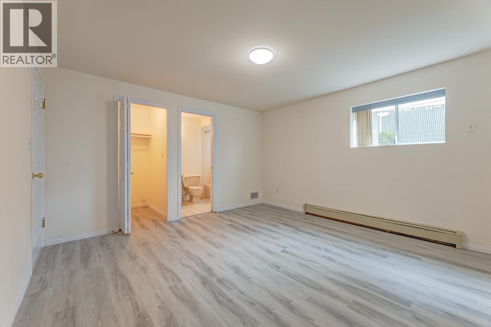 4930 VENABLES STREET, Burnaby