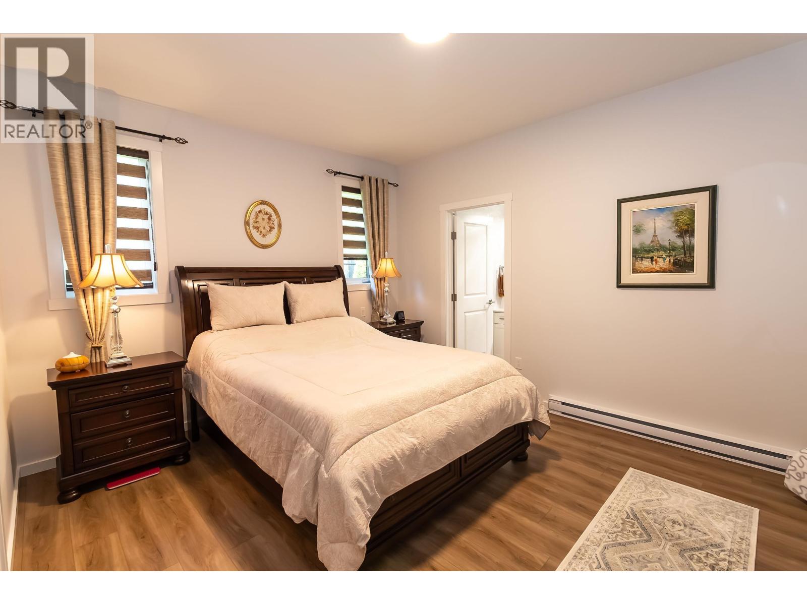 10 4921 HALLIWELL AVENUE, Terrace