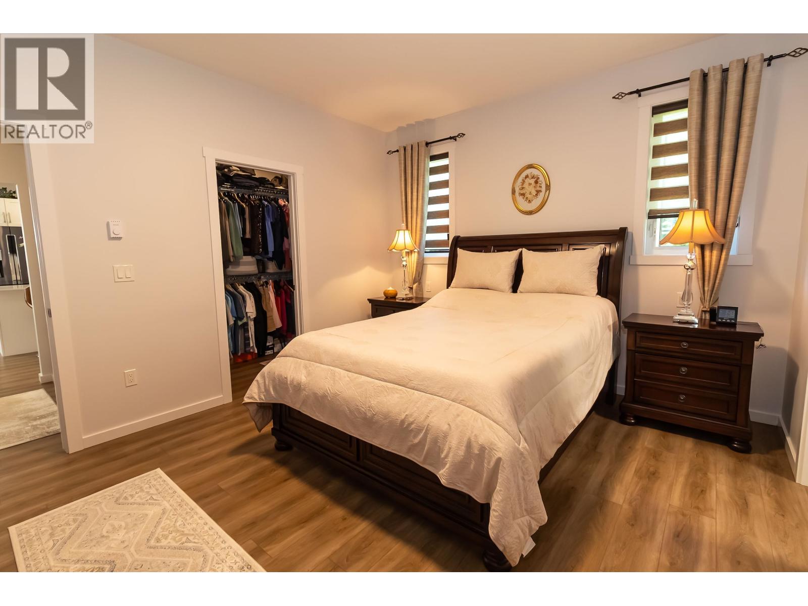 10 4921 HALLIWELL AVENUE, Terrace