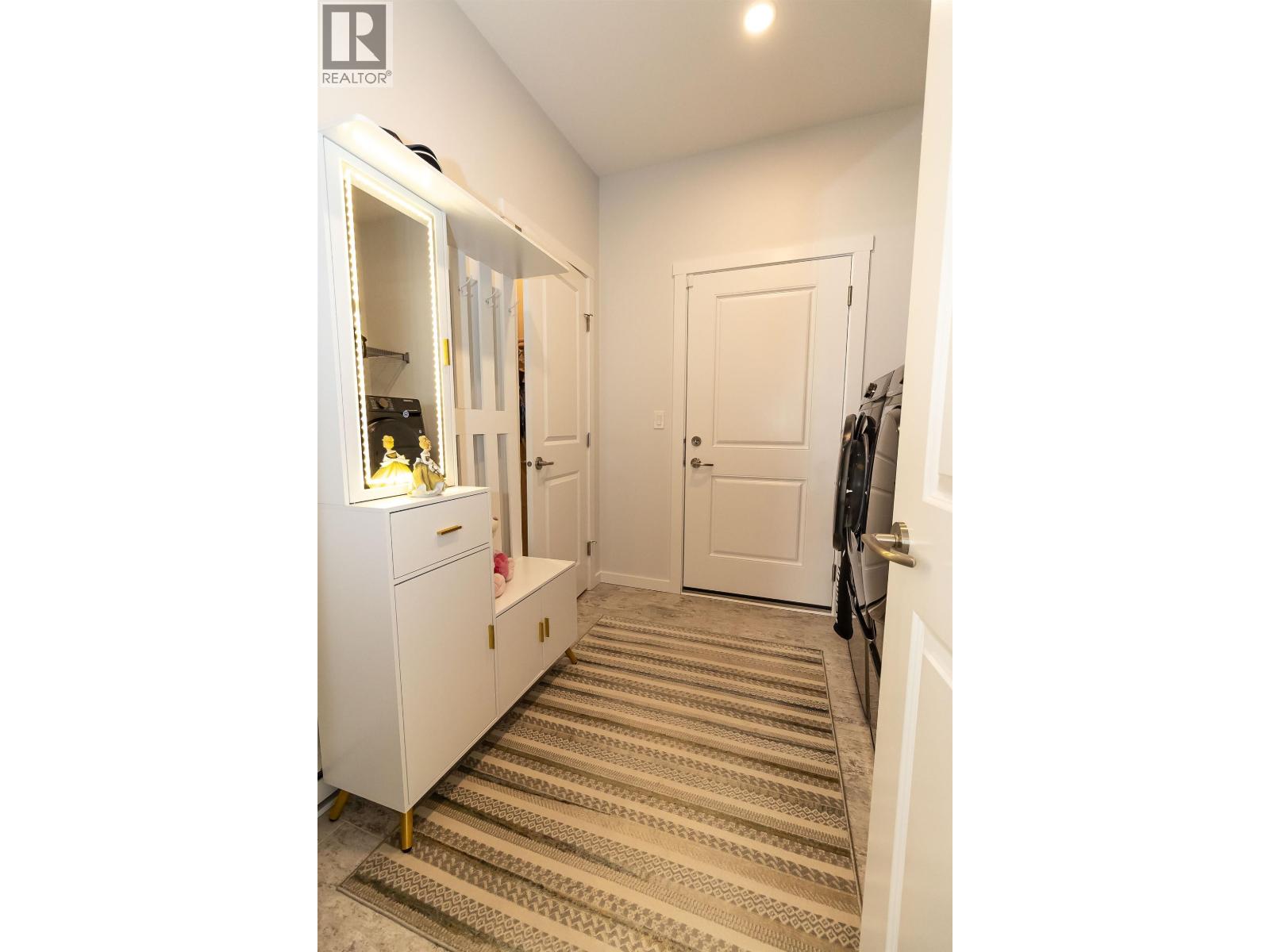 10 4921 HALLIWELL AVENUE, Terrace