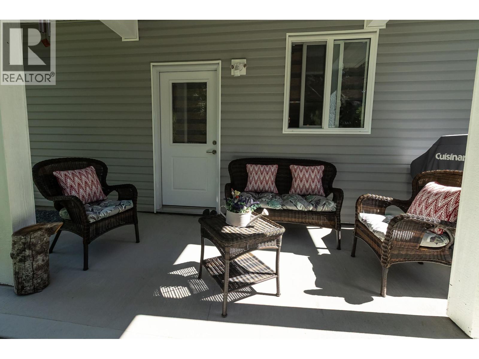 10 4921 HALLIWELL AVENUE, Terrace