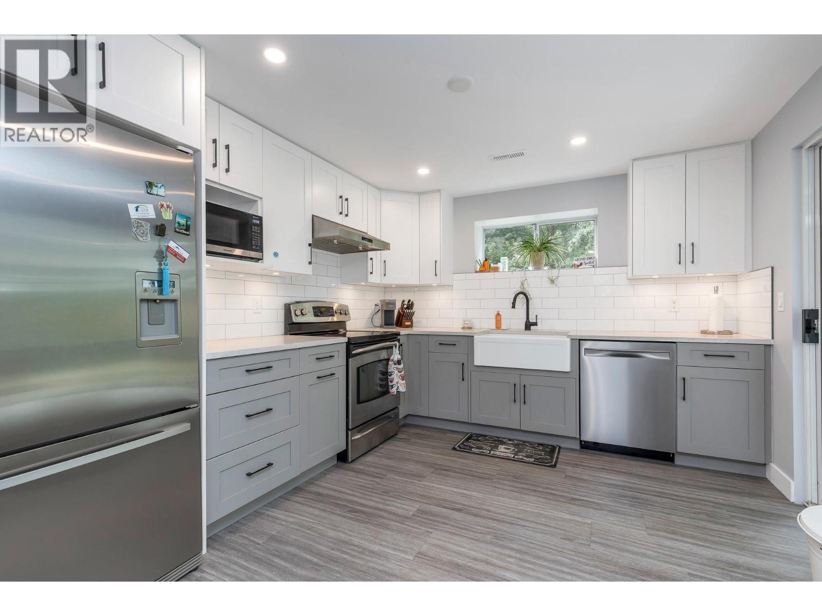 24320 116 AVENUE, Maple Ridge