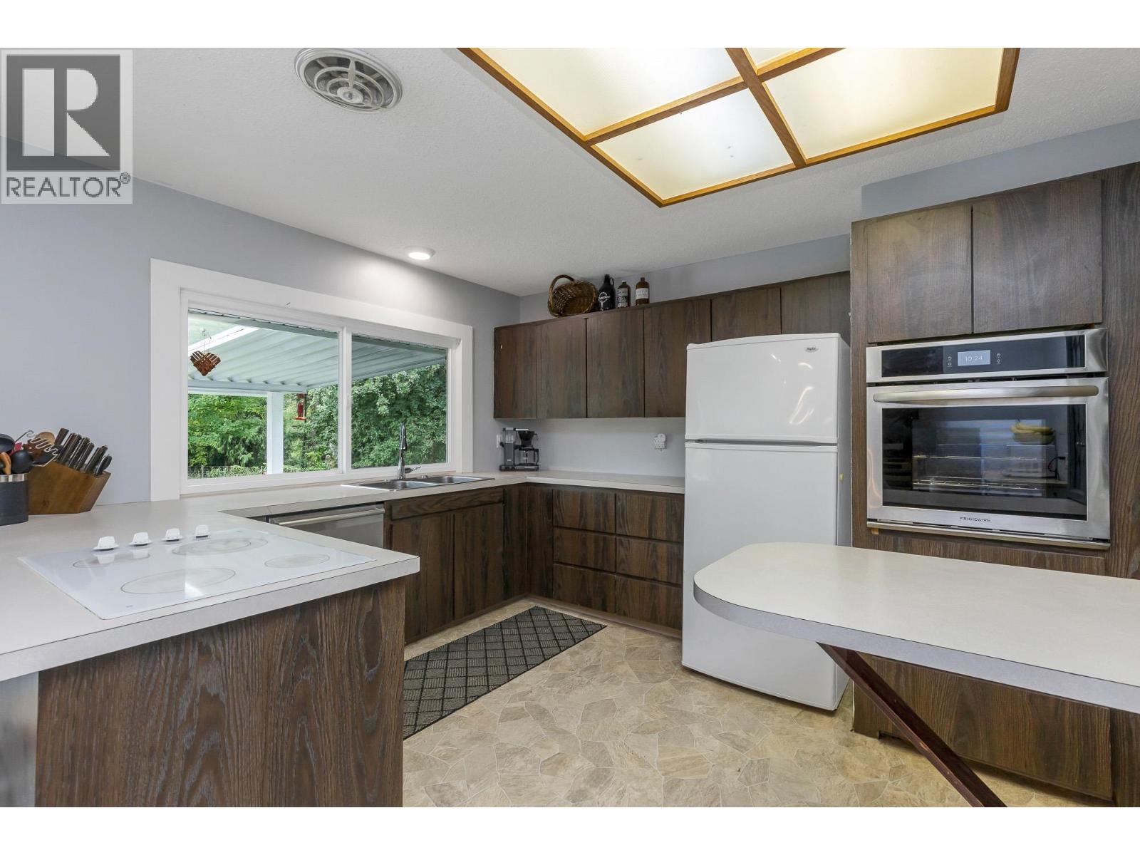 24320 116 AVENUE, Maple Ridge