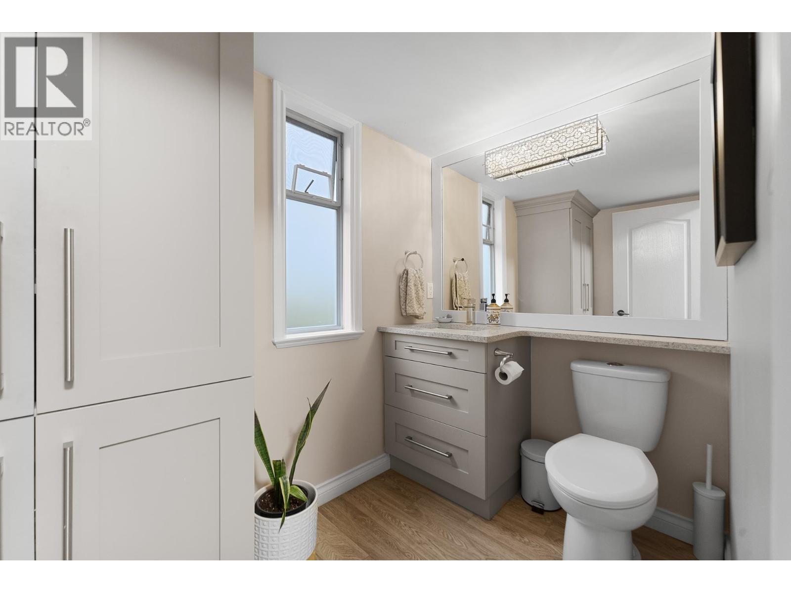 2625 BAINBRIDGE AVENUE, Burnaby