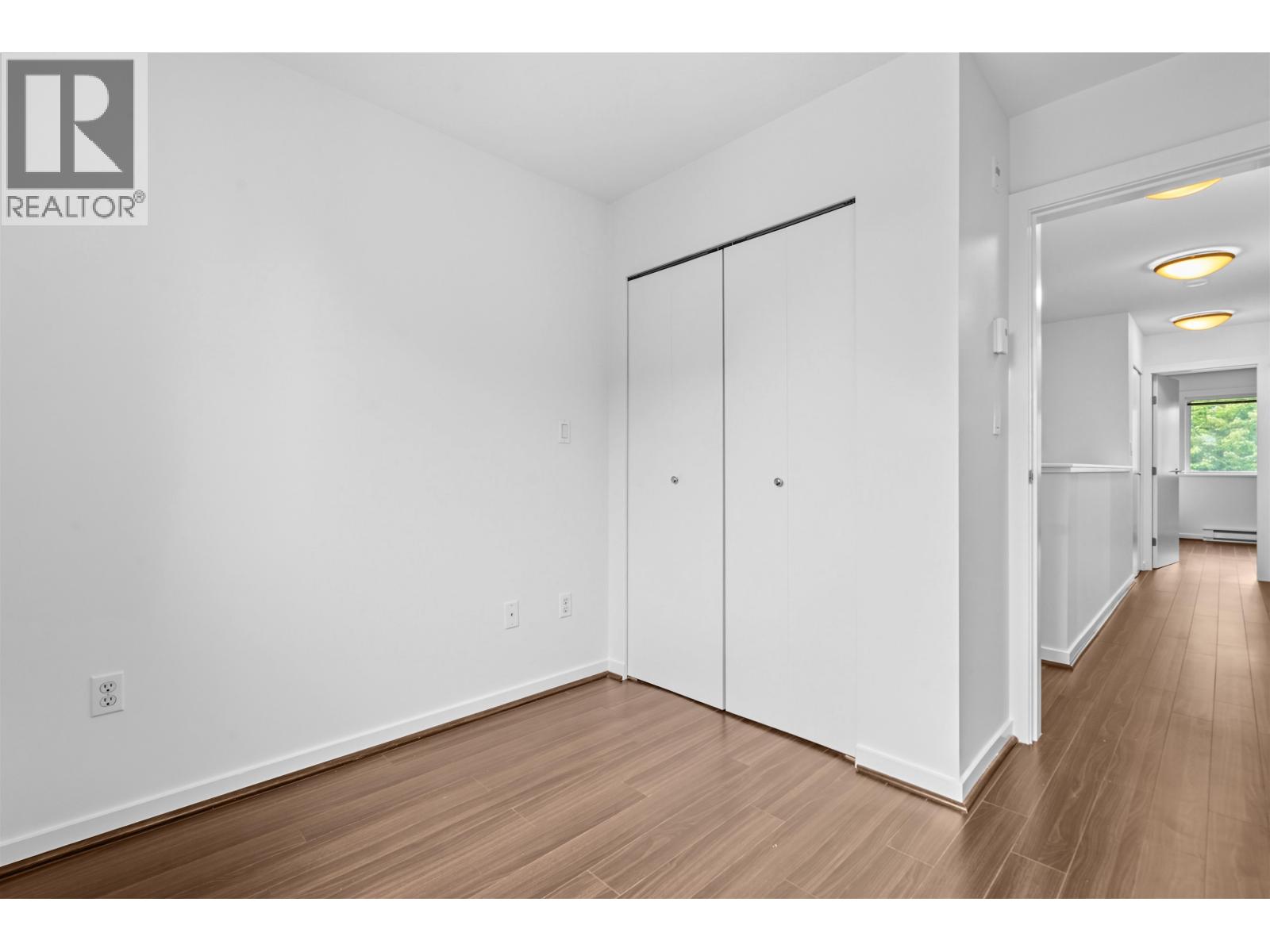 6 5881 IRMIN STREET, Burnaby