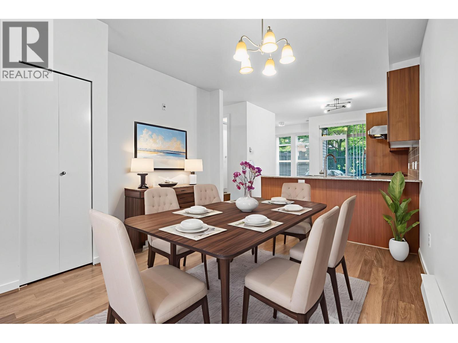 6 5881 IRMIN STREET, Burnaby