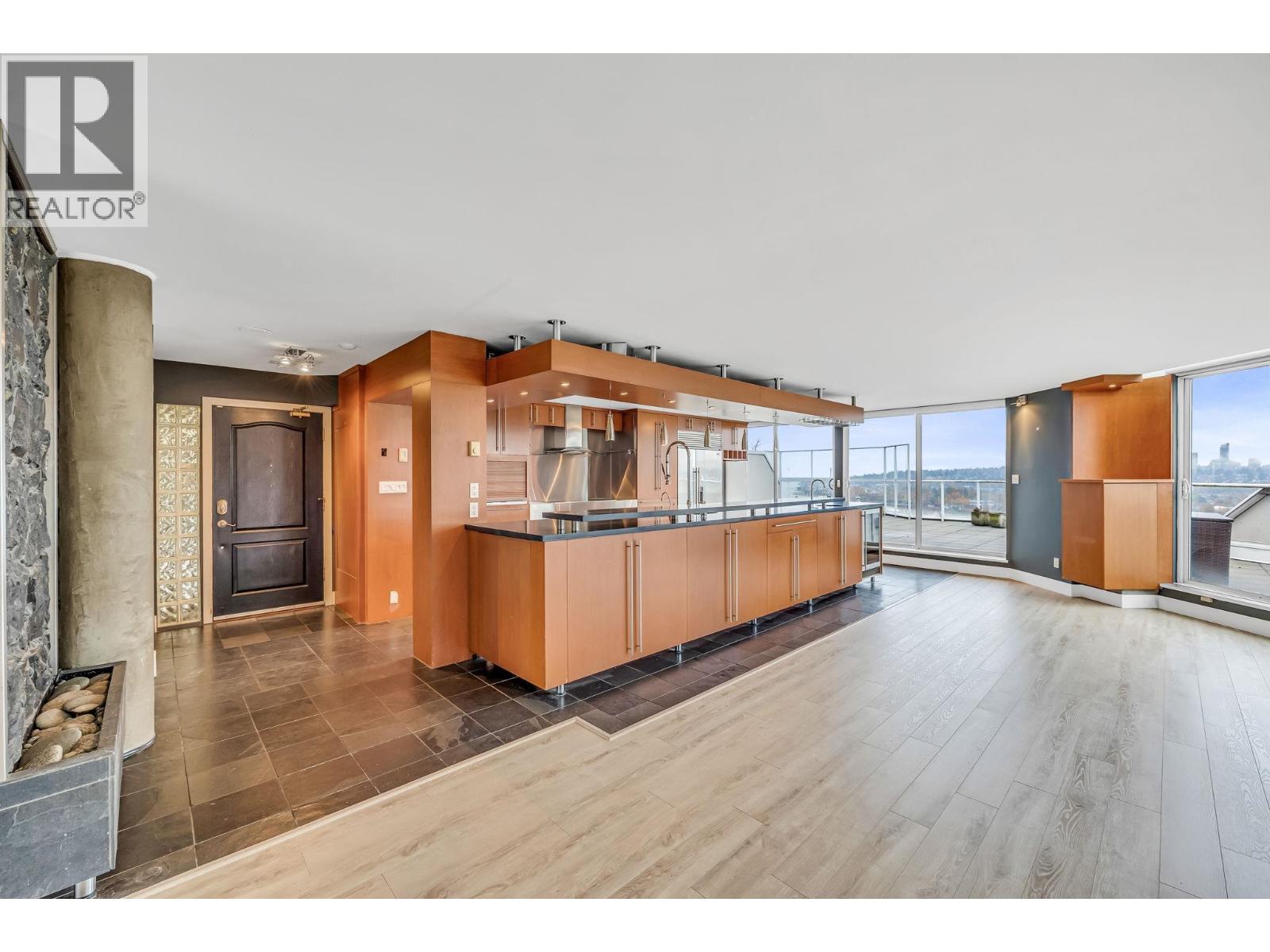 1801 71 JAMIESON COURT, New Westminster