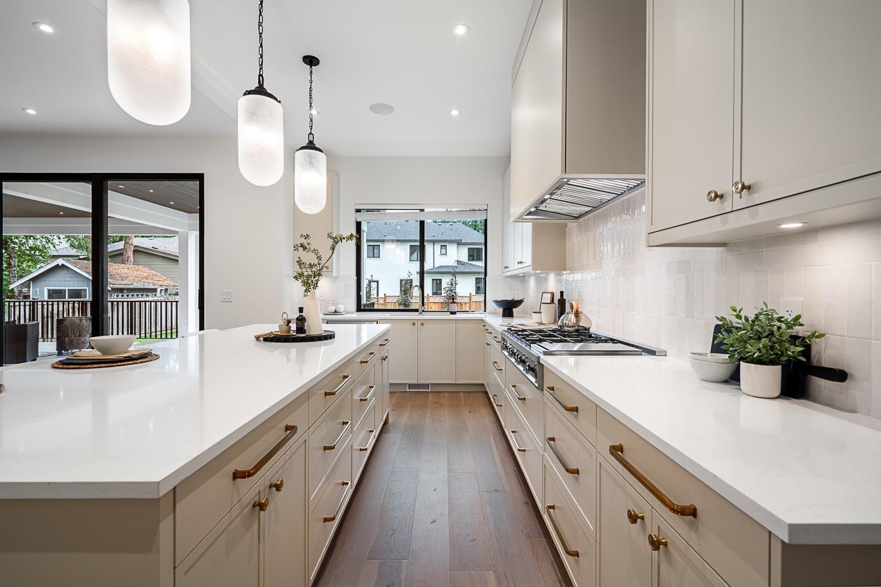 20345 41A AVENUE, Langley