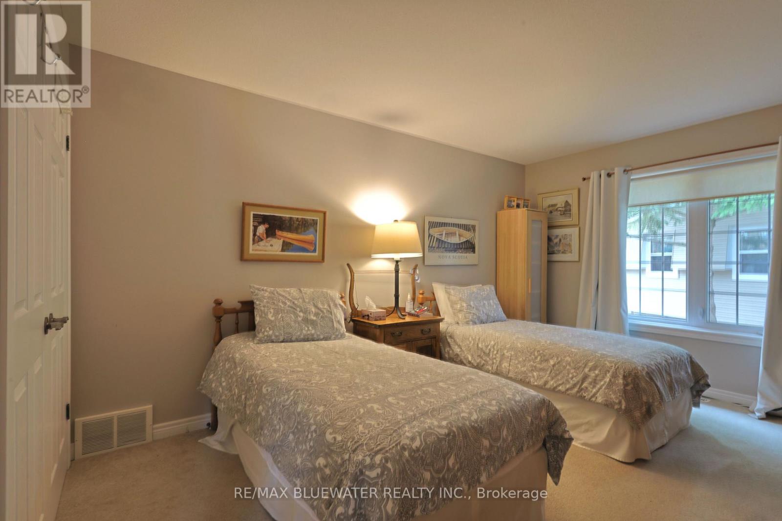 363 SHANNON BOULEVARD Property Photo