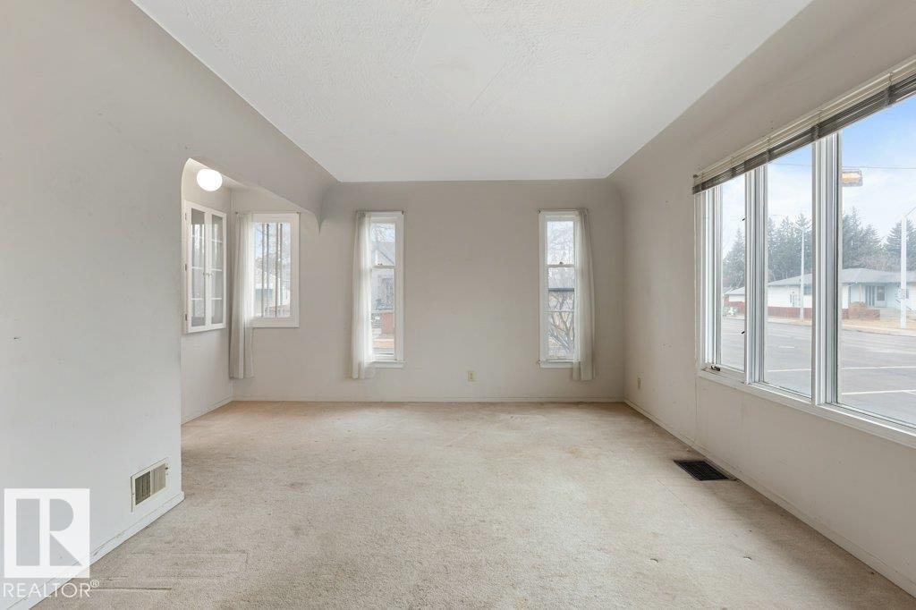 6507 109 ST NW, Edmonton