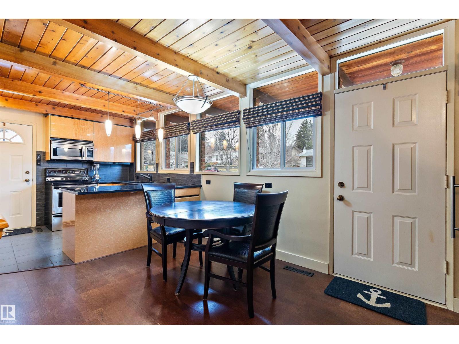 28 GREENWICH CR, St. Albert