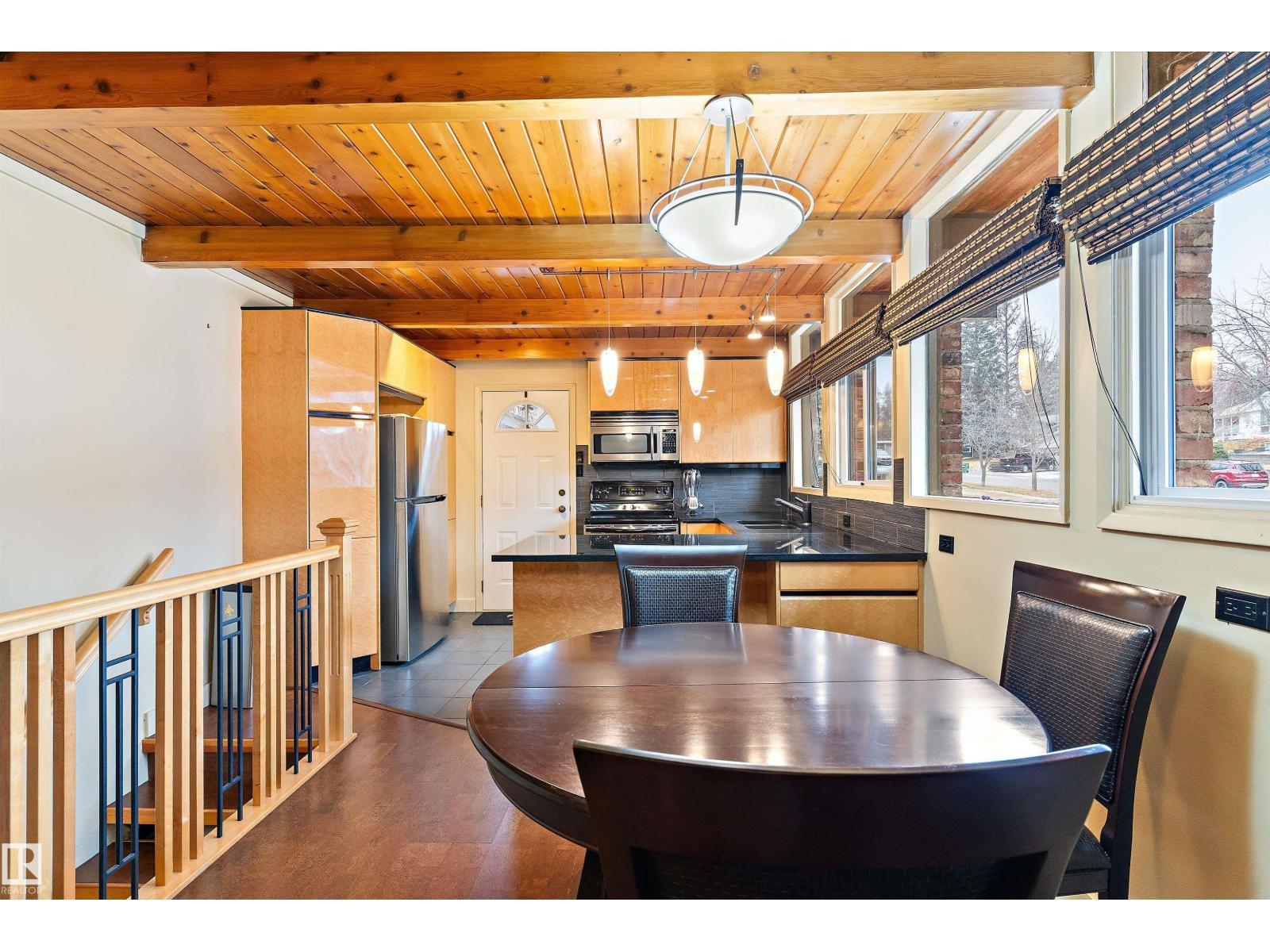 28 GREENWICH CR, St. Albert