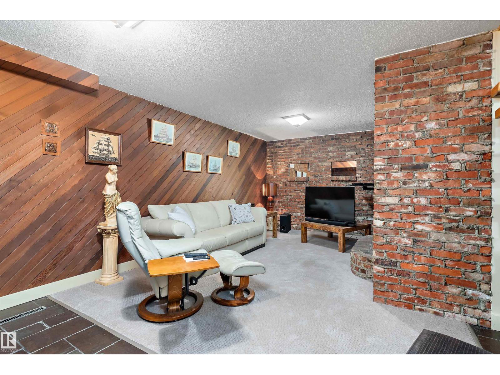 28 GREENWICH CR, St. Albert