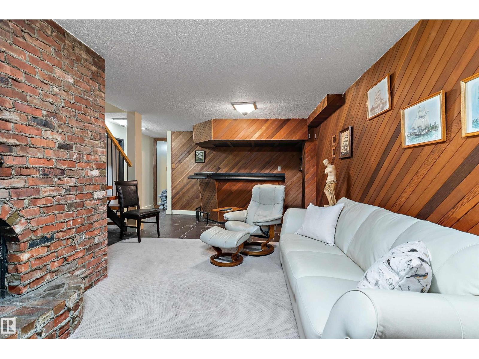 28 GREENWICH CR, St. Albert