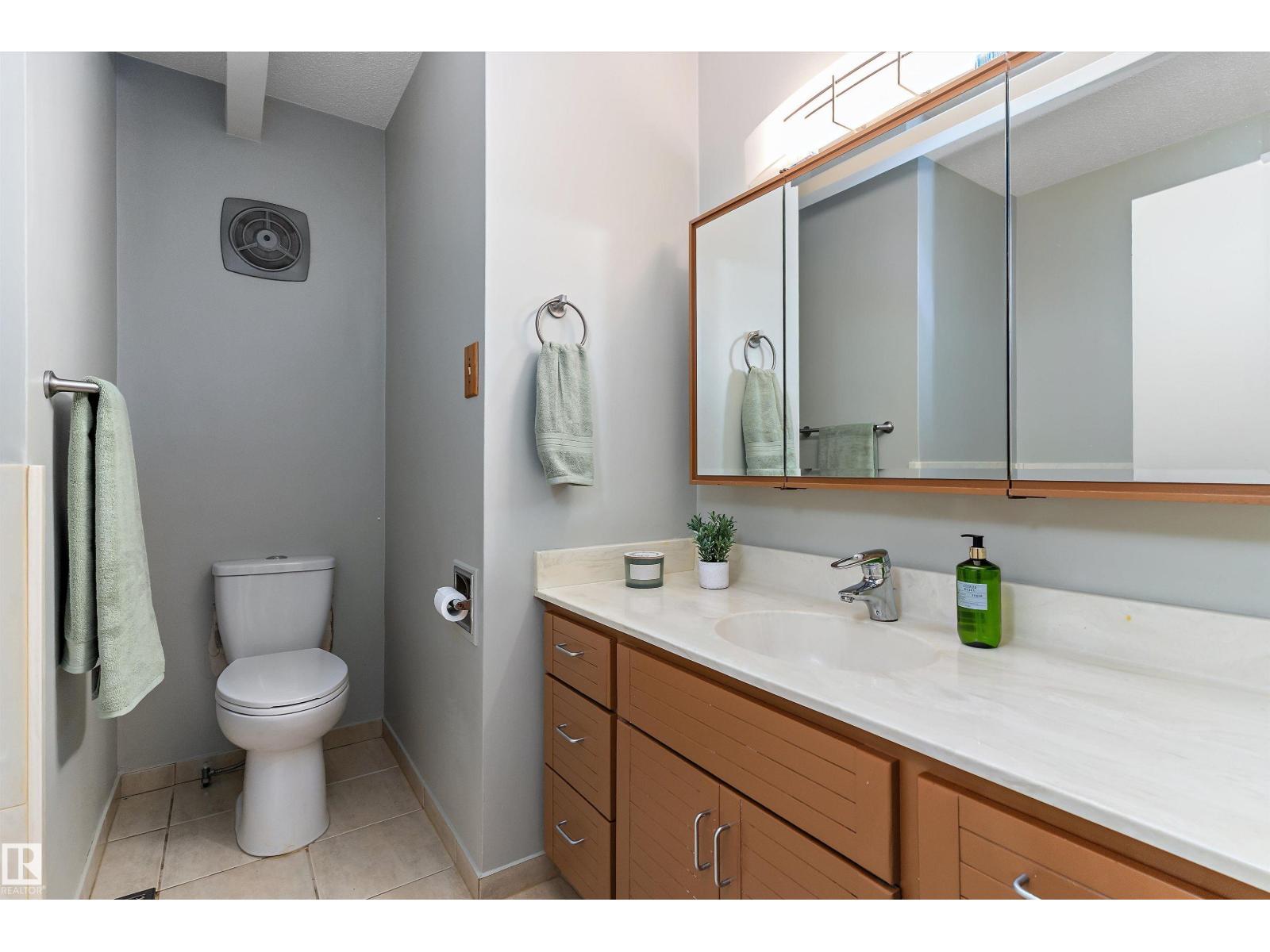 28 GREENWICH CR, St. Albert