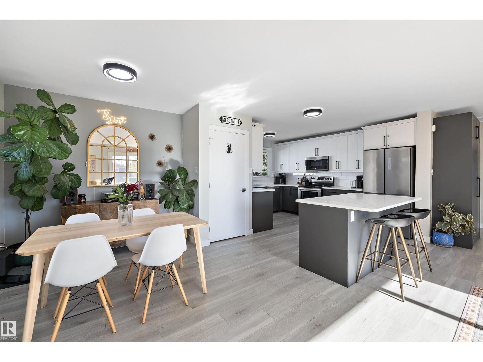 6304 94A AV NW, Edmonton