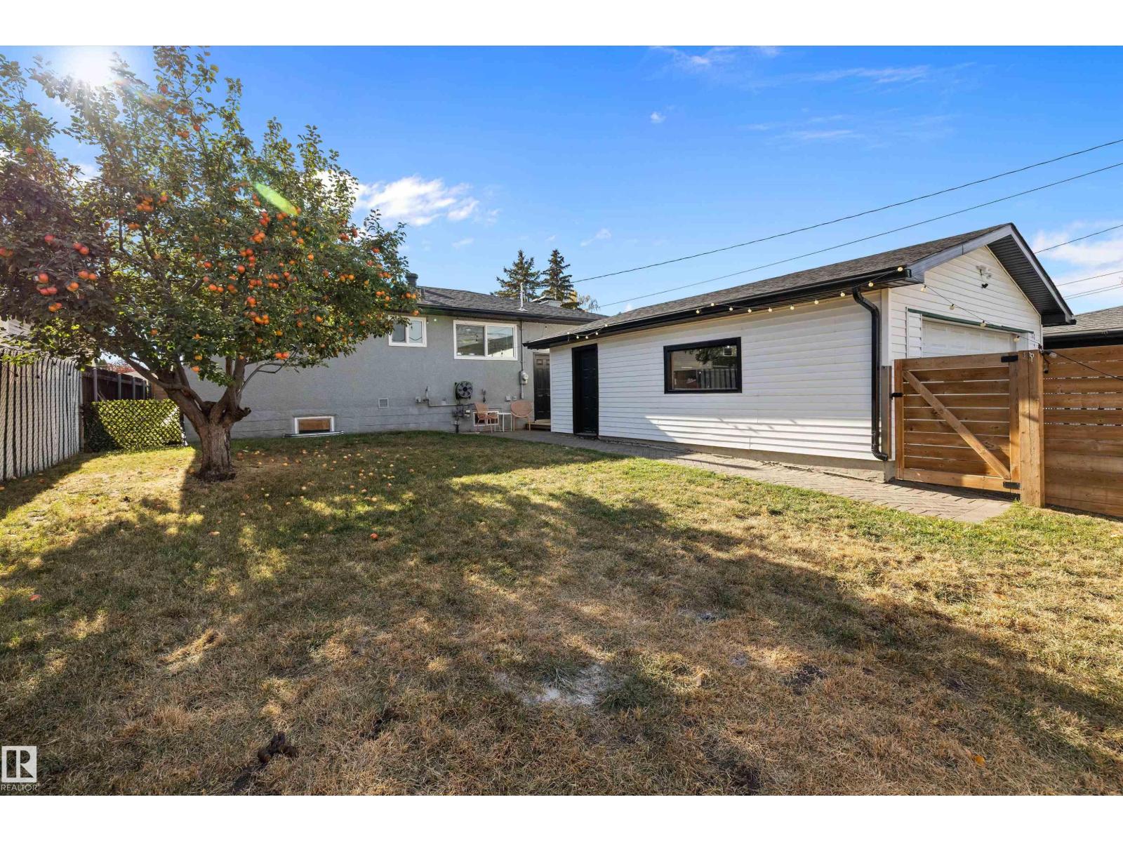 6304 94A AV NW, Edmonton