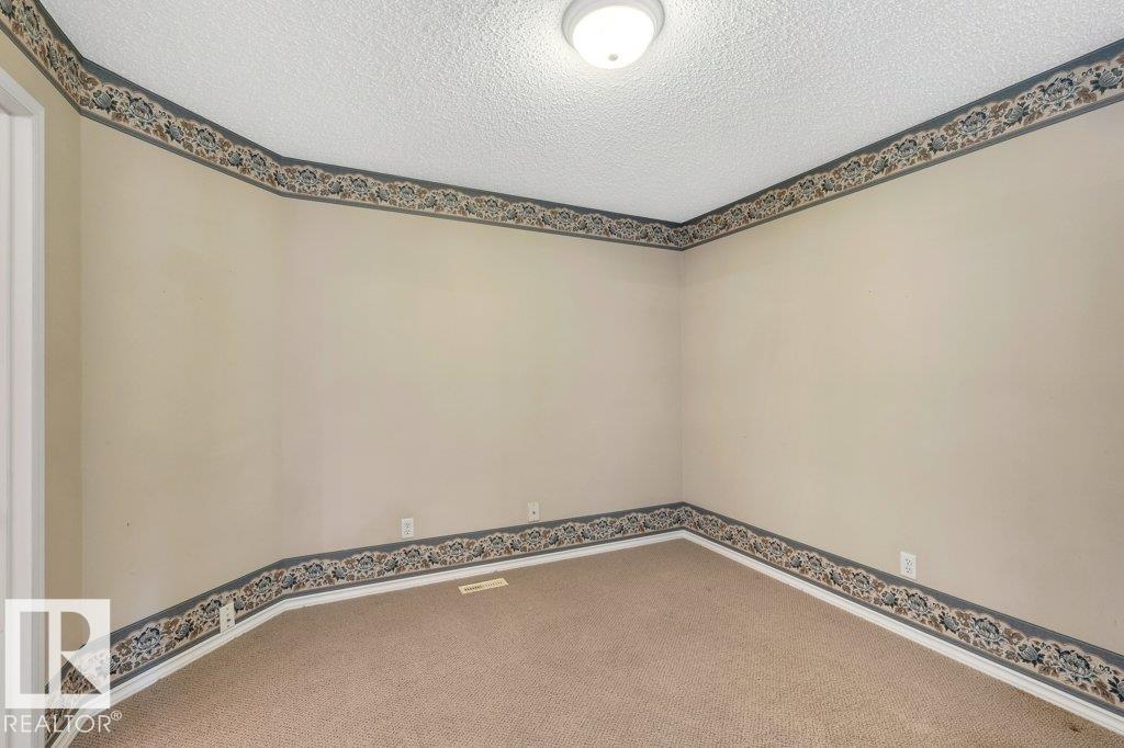 112 Haddow CL NW, Edmonton