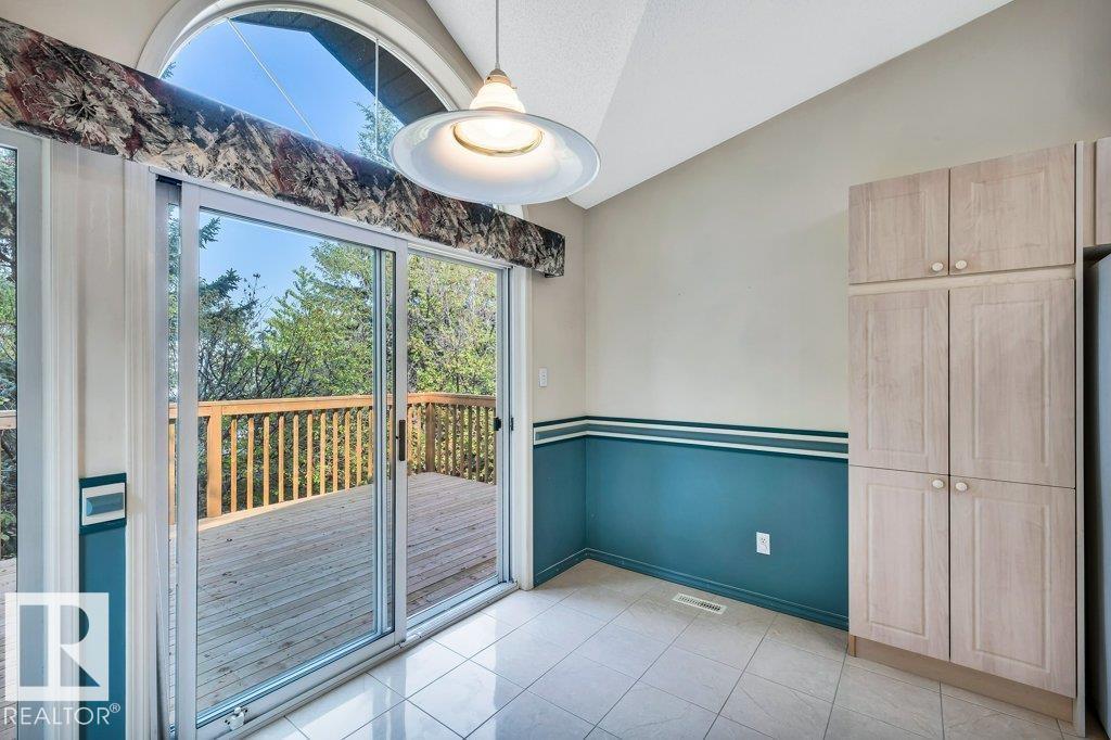 112 Haddow CL NW, Edmonton