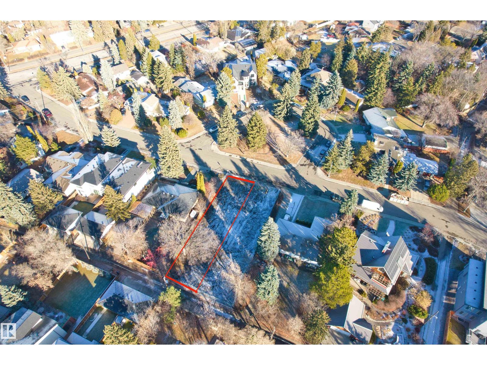 8350 120 ST NW, Edmonton