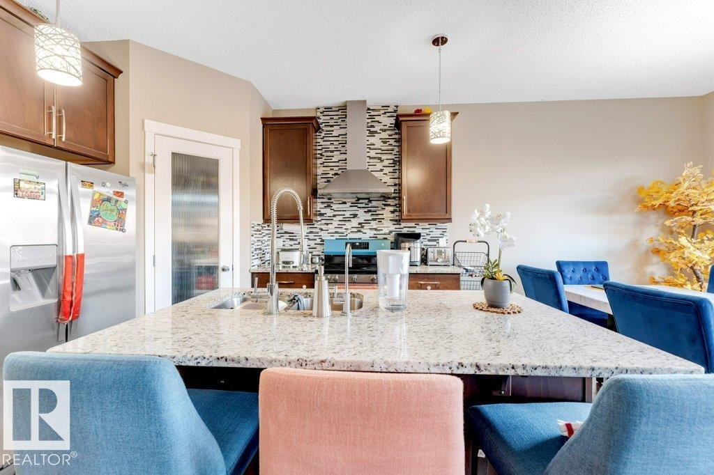 5424 20 AV SW, Edmonton