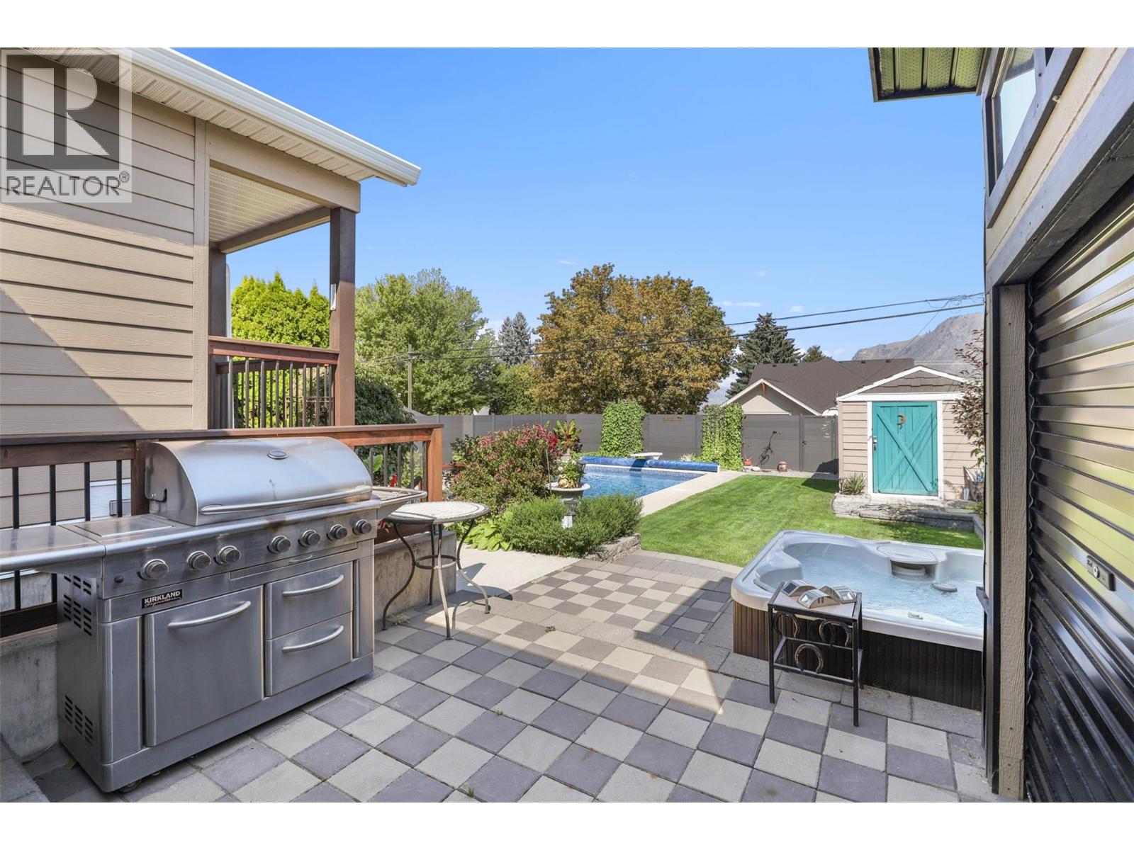 1060 Pleasant Street, Kamloops