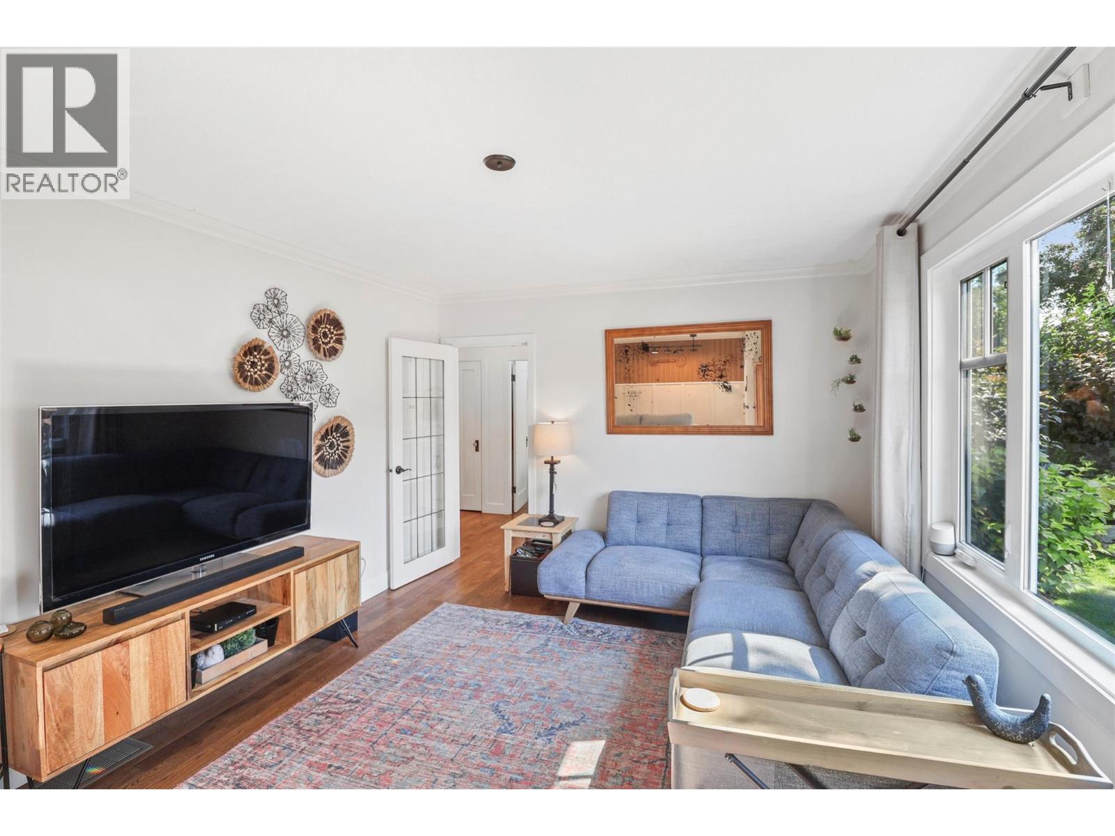 1060 Pleasant Street, Kamloops