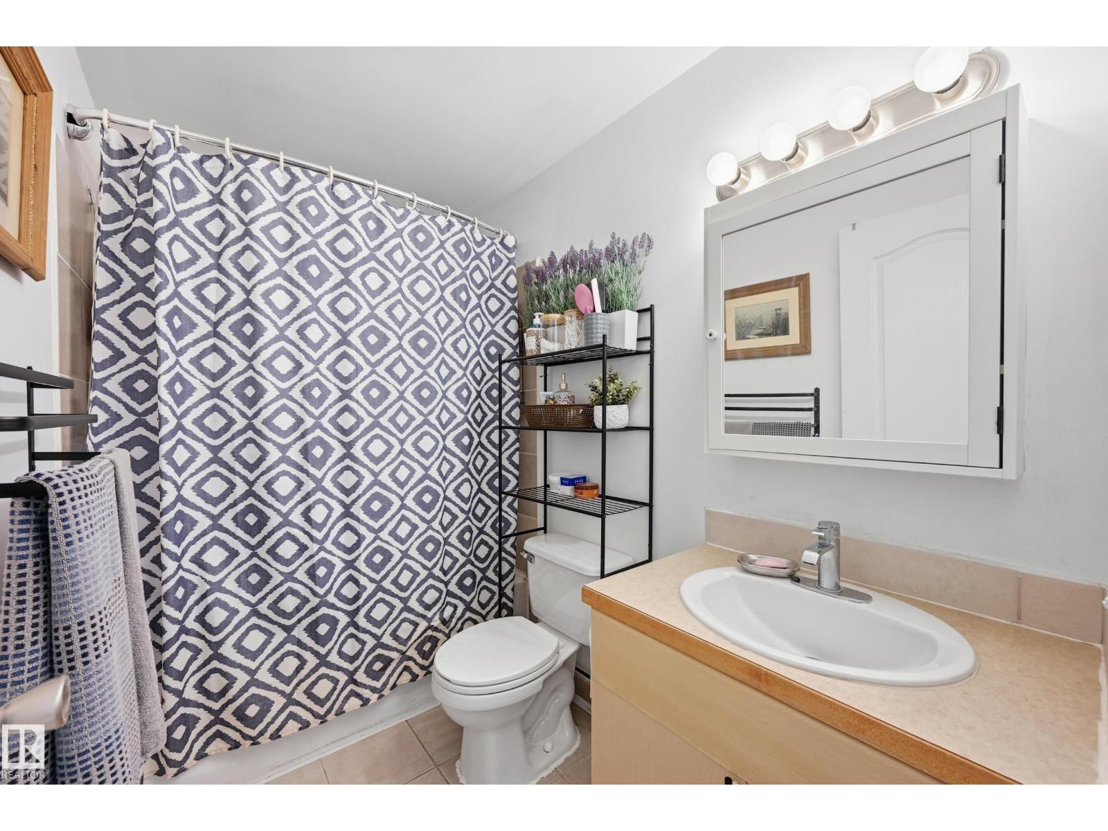 18423 95A AV NW, Edmonton