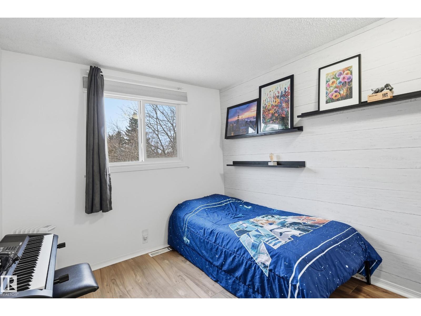 18423 95A AV NW, Edmonton