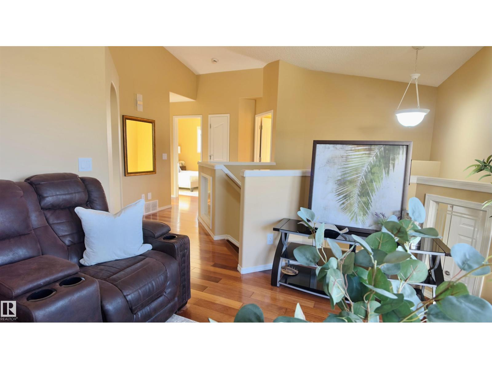 13023 35 ST NW, Edmonton