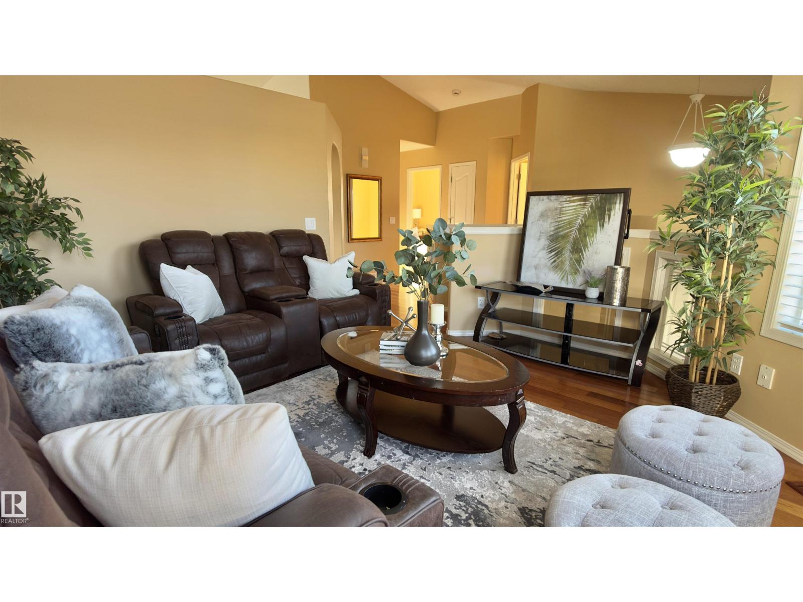 13023 35 ST NW, Edmonton