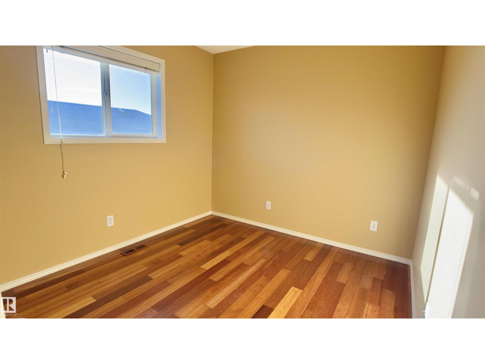 13023 35 ST NW, Edmonton