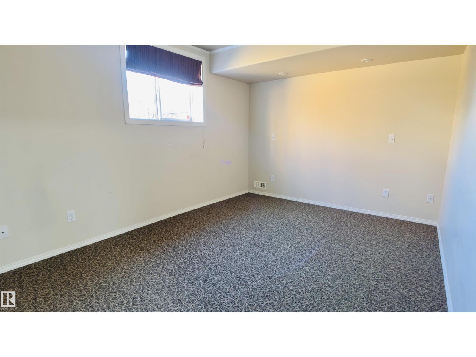 13023 35 ST NW, Edmonton