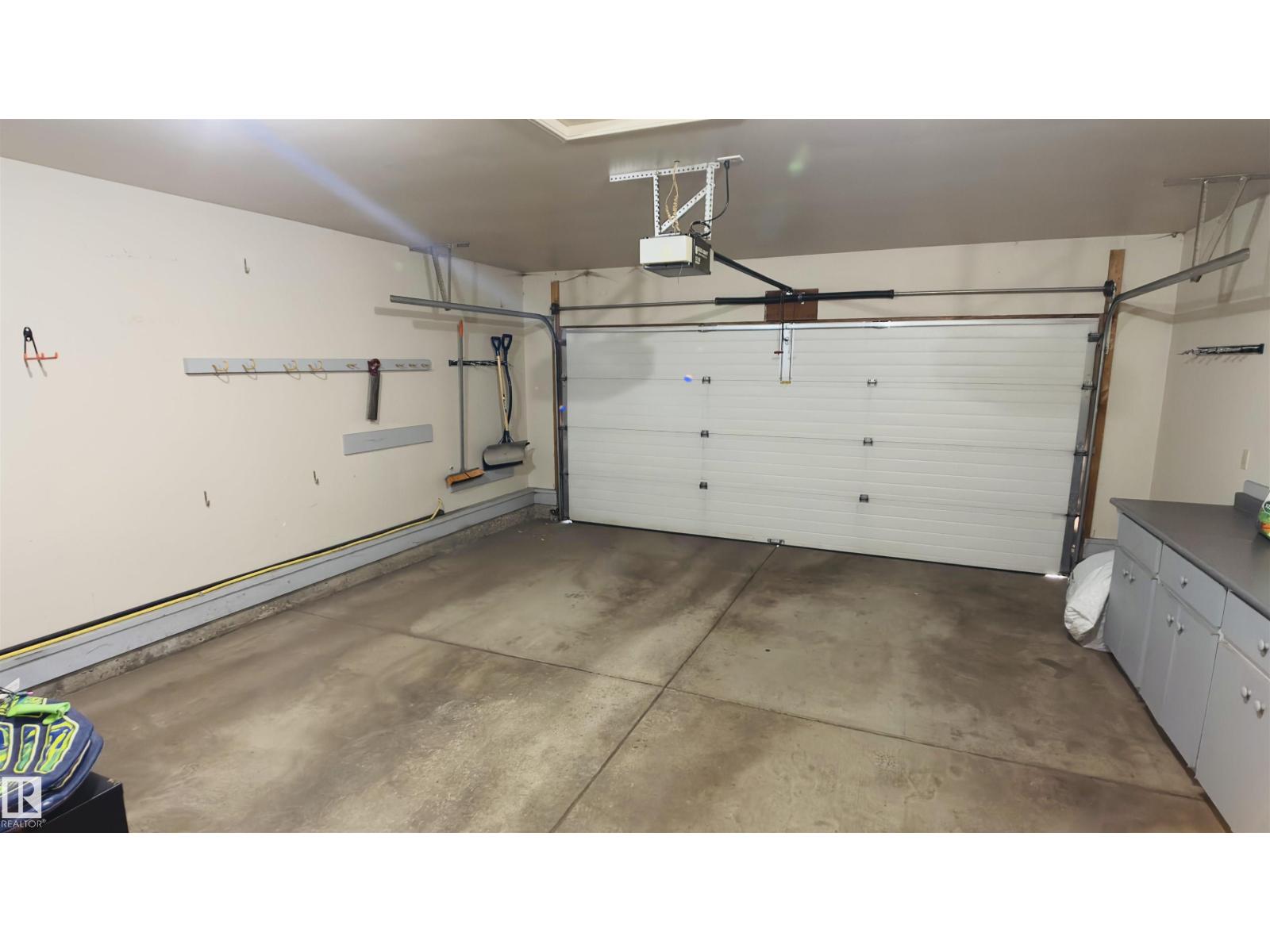 13023 35 ST NW, Edmonton